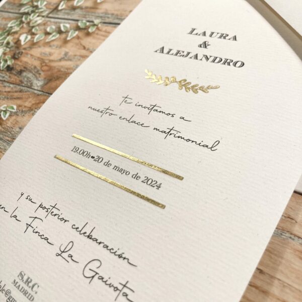 Invitación de boda doble oro